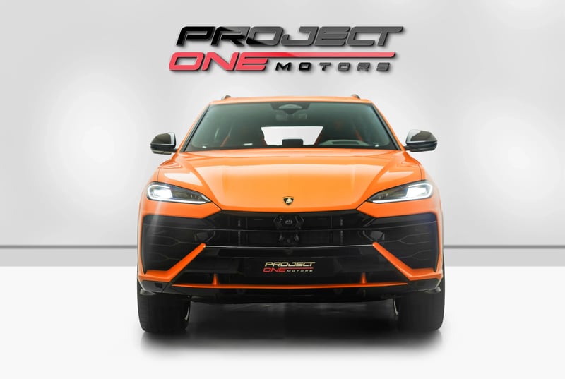 2026 Lamborghini Urus SE - photo 2 of 20