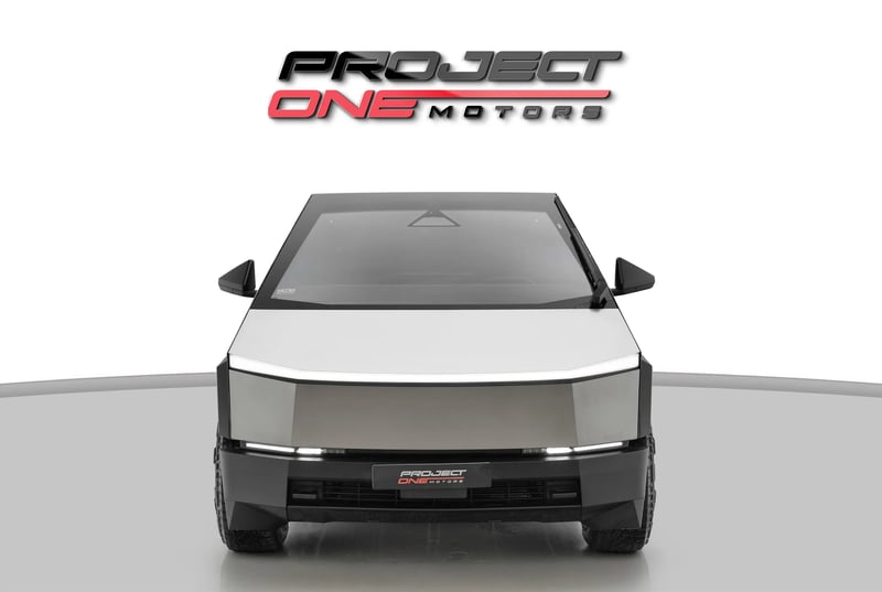 2024 Tesla Cybertruck - photo 2 of 19