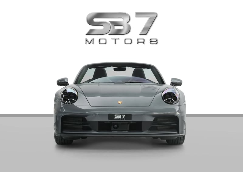 2025 Porsche 911 Carrera - photo 2 of 14