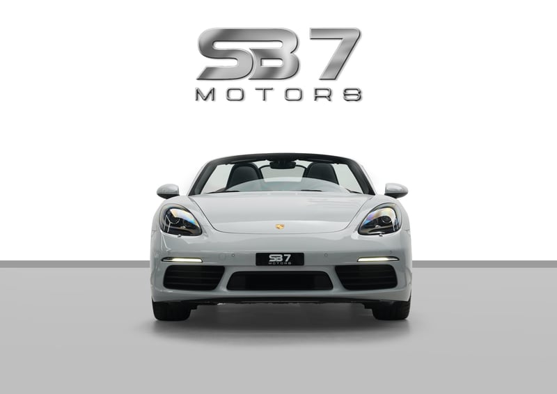 2024 Porsche 718 Boxster Excellent Condition - photo 2 of 14